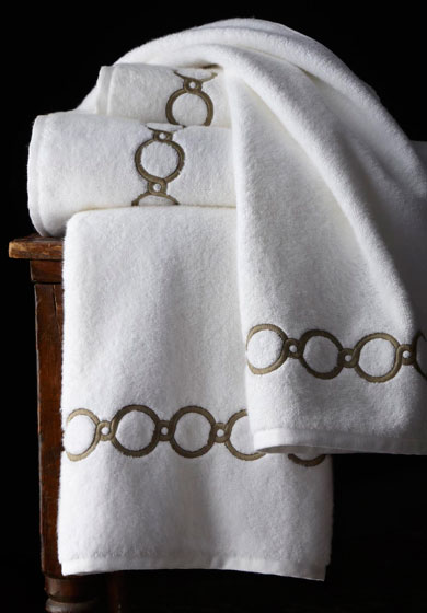 Leron Linens Bespoke Bath Towels Circle Chain
