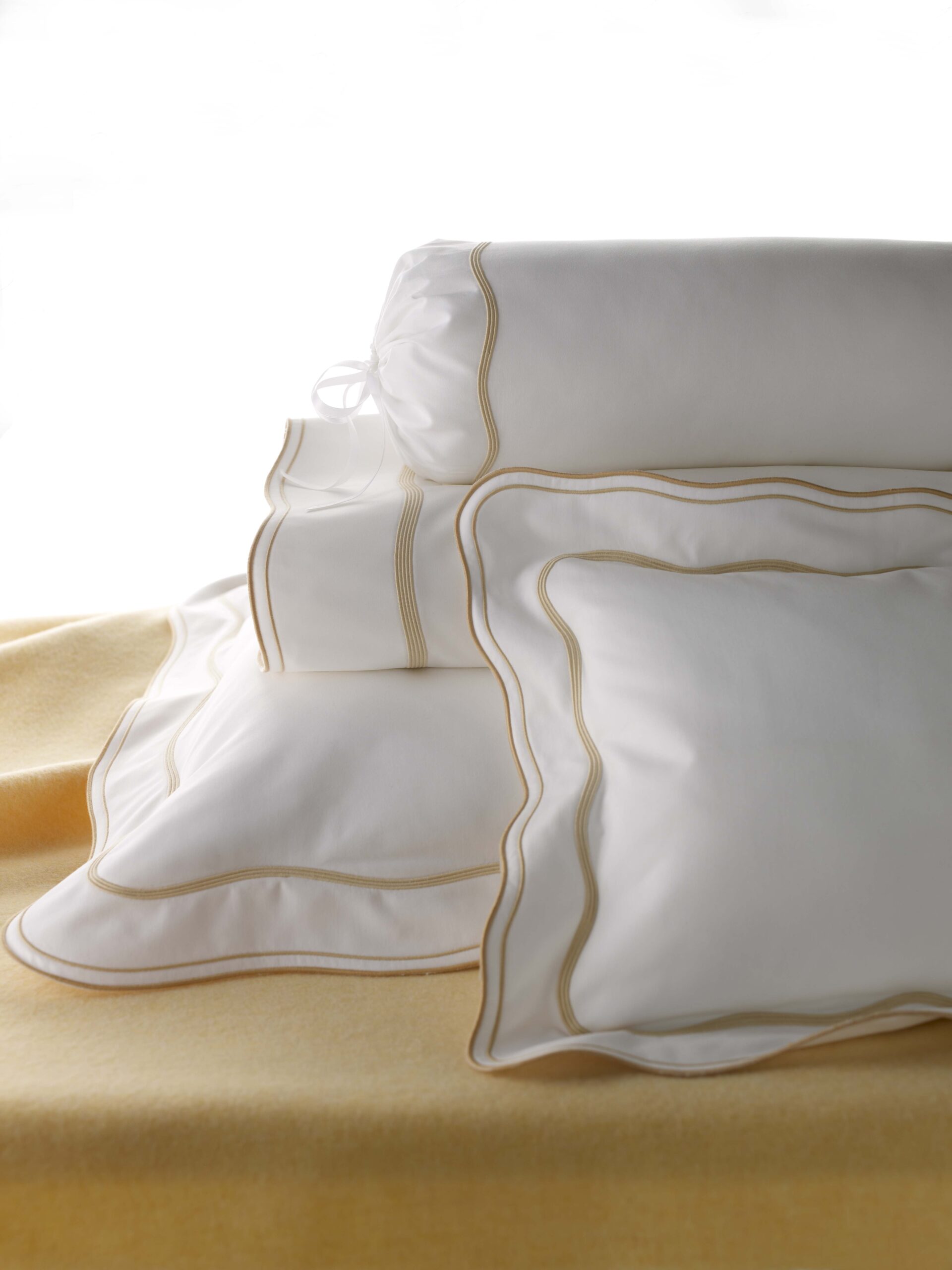Leron-Linens-Surf-Bed-Linens