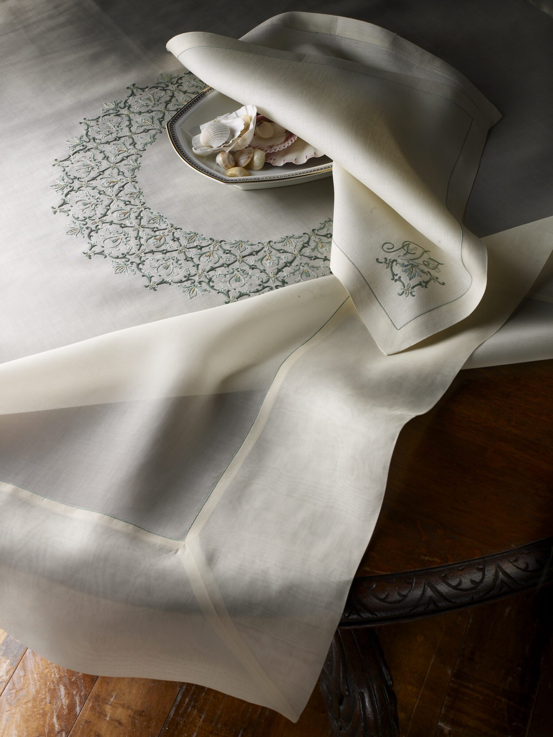 Leron-Linens-Luxury-Linens-Beauvais